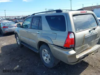 2007 Toyota 4Runner SR5 with VIN JTEBU14R570121155, listed as a IAAI auction lot 41897643 with 242,287 mi miles. Bid and sale history available at carsss.com. Image 3.