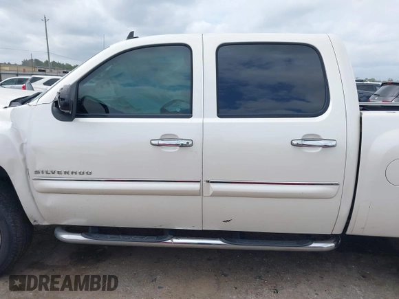 2012 Chevrolet Silverado 1500 LTZ with VIN 3GCPKTE75CG268171, listed as a IAAI auction lot 42127367 with 251,957 mi miles and . Bid and sale history available at DreamBid. Image 13.