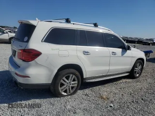 2016 Mercedes-Benz GL with VIN 4JGDF6EEXGA696311, listed as a Copart auction lot 77358304 with 113,398 mi miles and Salvage Title. Bid and sale history available at carsss.com. Image 3.