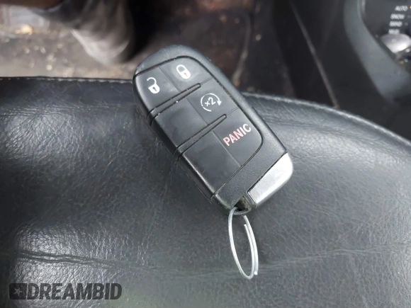 2017 Jeep Renegade Limited with VIN ZACCJBDB0HPE97445, listed as a IAAI auction lot 40727251 with 120,235 mi miles and . Bid and sale history available at DreamBid. Image 11.
