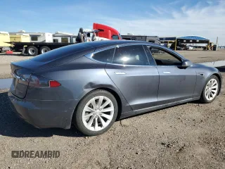 2020 Tesla Model S Long Range with VIN 5YJSA1E25LF359551, listed as a Copart auction lot 41495655 with Not provided miles and Clean title. Bid and sale history available at DreamBid. Image 3.