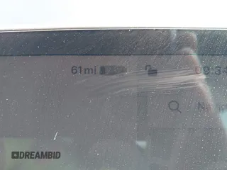 2023 Tesla Model 3 z VIN 5YJ3E1EAXPF414646, wystawiony jako IAAI lot #39514743 z przebiegiem 10 529 mil mil oraz . Historia ofert i sprzedaży dostępna na DreamBid. Obrazek 17.