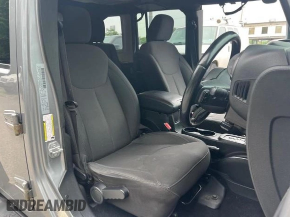 2018 Jeep Wrangler Unlimited Sport S with VIN 1C4HJWDG6JL927319, listed as a Copart auction lot 60488085 with 185,000 mi miles and Clean title. Bid and sale history available at DreamBid. Image 5.