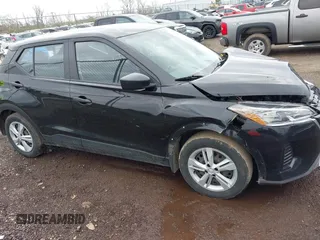 2022 Nissan Kicks S with VIN 3N1CP5BV0NL482271, listed as a IAAI auction lot 41918879 with 105,618 mi miles. Bid and sale history available at carsss.com. Image 13.