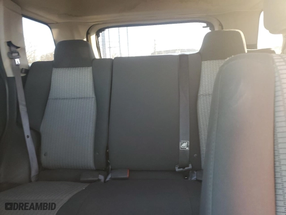 2010 Jeep Grand Cherokee Laredo with VIN 1J4PR4GK2AC125000, listed as a Copart auction lot 45710345 with 121,202 mi miles and Salvage Title. Bid and sale history available at carsss.com. Image 10.