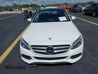 2016 Mercedes-Benz C 300 z VIN WDDWF4JB4GR172222, wystawiony jako IAAI lot #42562817 z przebiegiem 73 561 mil mil oraz . Historia ofert i sprzedaży dostępna na DreamBid. Obrazek 12.