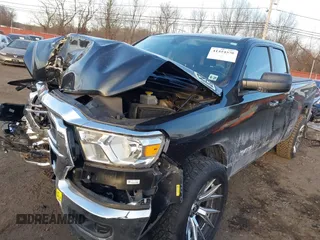 2020 Ram 1500 Big Horn with VIN 1C6SRFBT8LN341914, listed as a IAAI auction lot 41454570 with 34,360 mi miles. Bid and sale history available at carsss.com. Image 19.