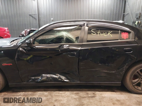 2020 Dodge Charger SXT z VIN 2C3CDXBG2LH117653, wystawiony jako IAAI lot #41753759 z przebiegiem 87 690 mil mil oraz . Historia ofert i sprzedaży dostępna na DreamBid. Obrazek 18.