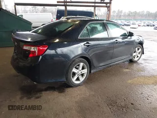 2013 Toyota Camry L with VIN 4T1BF1FK8DU214234, listed as a IAAI auction lot 41976929 with 141,242 mi miles. Bid and sale history available at carsss.com. Image 4.