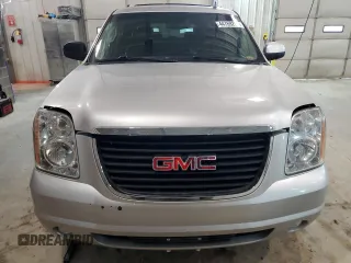 2014 GMC Yukon XL SLT with VIN 1GKS2KE76ER177938, listed as a Copart auction lot 44769255 with 230,915 mi miles and Salvage Title. Bid and sale history available at carsss.com. Image 5.