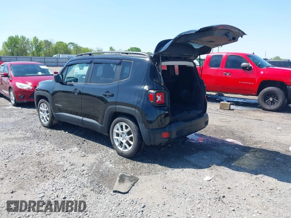 2020 Jeep Renegade Latitude z VIN ZACNJABB1LPL44438, wystawiony jako IAAI lot #41982404 z przebiegiem 77 537 mil mil oraz . Historia ofert i sprzedaży dostępna na DreamBid. Obrazek 3.