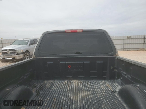 2002 Ford F-150 XL z VIN 1FTRF17292KE39045, wystawiony jako Copart lot #48860845 z przebiegiem 111 176 mil mil oraz Czysty tytuł • Clean title. Historia ofert i sprzedaży dostępna na DreamBid. Obrazek 10.