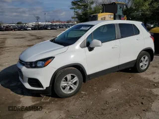 2022 Chevrolet Trax LS z VIN KL7CJKSM5NB527675, wystawiony jako Copart lot #87073554 z przebiegiem 29 375 mil mil oraz Szkoda całkowita • Salvage title. Historia ofert i sprzedaży dostępna na DreamBid. Obrazek 1.