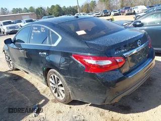 2016 Nissan Altima S with VIN 1N4AL3AP4GC179313, listed as a IAAI auction lot 41474600 with 97,929 mi miles and . Bid and sale history available at carsss.com. Image 3.