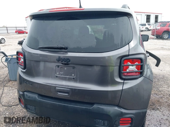 2018 Jeep Renegade Sport z VIN ZACCJBABXJPH38065, wystawiony jako IAAI lot #42092988 z przebiegiem 76 203 mil mil oraz . Historia ofert i sprzedaży dostępna na DreamBid. Obrazek 16.
