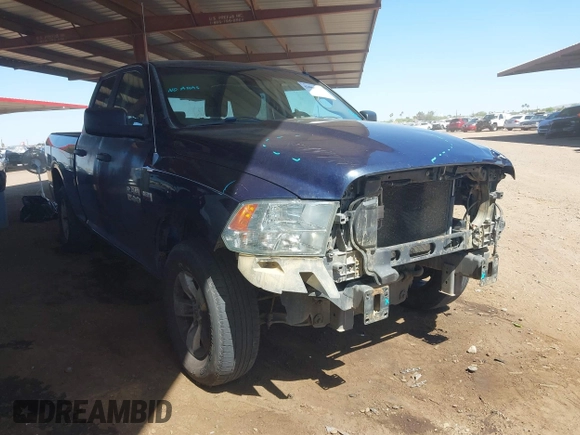 2013 Ram 1500 Express z VIN 1C6RR7FT3DS567540, wystawiony jako IAAI lot #42003705 z przebiegiem 194 063 mil mil oraz . Historia ofert i sprzedaży dostępna na DreamBid. Obrazek 1.