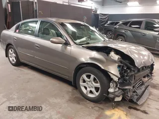 2005 Nissan Altima 2.5 z VIN 1N4AL11D65C217549, wystawiony jako IAAI lot #42150990 z przebiegiem 107 737 mil mil oraz . Historia ofert i sprzedaży dostępna na DreamBid. Obrazek 1.