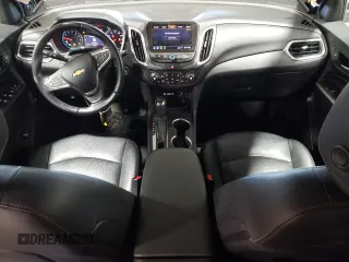 2021 Chevrolet Equinox LT z VIN 3GNAXUEV4MS116352, wystawiony jako Copart lot #55917585 z przebiegiem 44 223 mil mil oraz Szkoda całkowita • Salvage title. Historia ofert i sprzedaży dostępna na DreamBid. Obrazek 8.