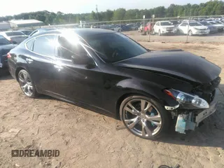 2011 Infiniti M z VIN JN1AY1AP1BM520365, wystawiony jako IAAI lot #42205678 z przebiegiem 175 146 mil mil oraz . Historia ofert i sprzedaży dostępna na DreamBid. Obrazek 1.