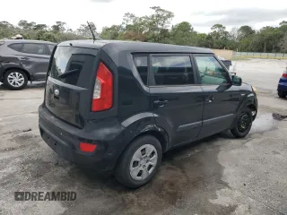 2013 Kia Soul with VIN KNDJT2A54D7496659, listed as a Copart auction lot 45803135 with 165,902 mi miles and Salvage Title. Bid and sale history available at carsss.com. Image 3.