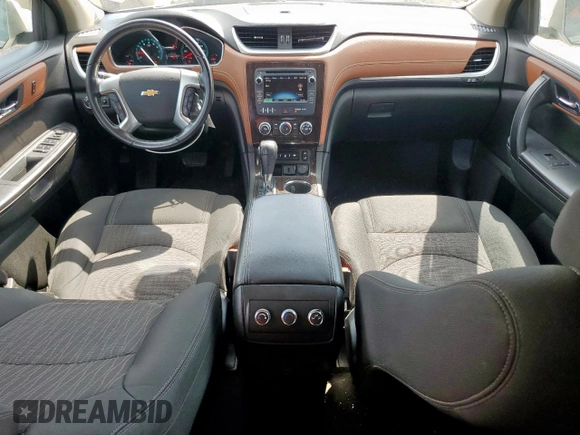 2016 Chevrolet Traverse LT z VIN 1GNKVGKD2GJ182802, wystawiony jako Copart lot #59040455 z przebiegiem Nie podano mil oraz Szkoda całkowita • Salvage title. Historia ofert i sprzedaży dostępna na DreamBid. Obrazek 8.