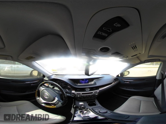 2014 Lexus ES 330 with VIN JTHBK1GG2E2147720, listed as a IAAI auction lot 41543952 with 110,580 mi miles and . Bid and sale history available at carsss.com. Image 18.