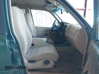 1999 Ford Explorer XLT z VIN 1FMZU34E5XZB99275, wystawiony jako IAAI lot #42293675 z przebiegiem 249 541 mil mil oraz . Historia ofert i sprzedaży dostępna na DreamBid. Obrazek 5.