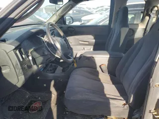 2002 Dodge Dakota with VIN 1B7GL12X02S577219, listed as a Copart auction lot 77067374 with 181,351 mi miles and Salvage Title. Bid and sale history available at carsss.com. Image 7.