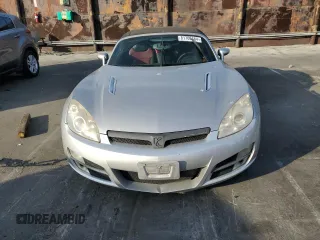 2008 Saturn Sky z VIN 1G8MC35BX8Y132825, wystawiony jako Copart lot #81708484 z przebiegiem 117 955 mil mil oraz Czysty tytuł • Clean title. Historia ofert i sprzedaży dostępna na DreamBid. Obrazek 5.