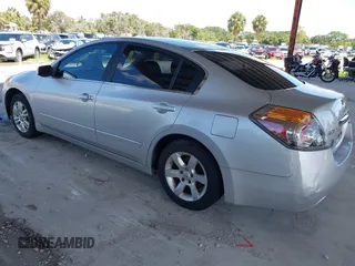 2012 Nissan Altima 2.5 S with VIN 1N4AL2AP7CC230257, listed as a IAAI auction lot 39940478 with 191,040 mi miles. Bid and sale history available at carsss.com. Image 3.