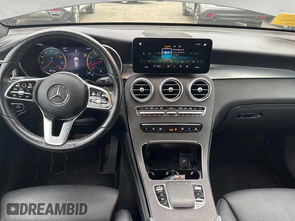 2021 Mercedes-Benz GLC 300 z VIN W1N0J8EB2MF904451, wystawiony jako Copart lot #57702365 z przebiegiem 117 769 mil mil oraz Czysty tytuł • Clean title. Historia ofert i sprzedaży dostępna na DreamBid. Obrazek 9.