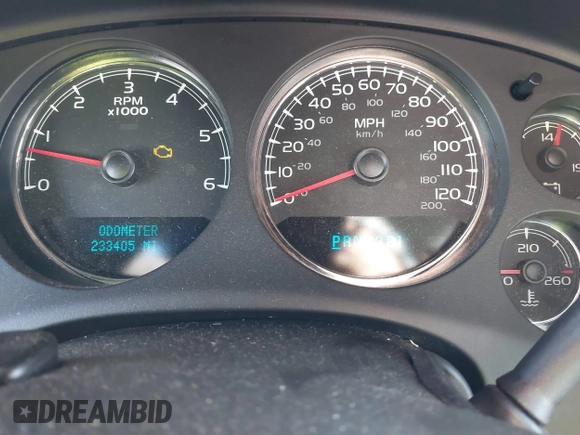 2007 Chevrolet Suburban LT with VIN 1GNFK16357J184567, listed as a IAAI auction lot 41811824 with 233,405 mi miles and . Bid and sale history available at DreamBid. Image 7.
