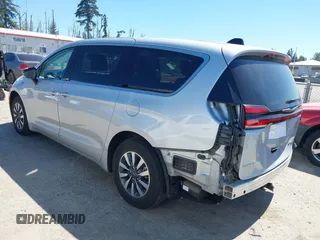 2024 Chrysler Pacifica Hybrid Select z VIN 2C4RC1S7XRR147332, wystawiony jako IAAI lot #42194613 z przebiegiem 25 493 mil mil oraz . Historia ofert i sprzedaży dostępna na DreamBid. Obrazek 3.
