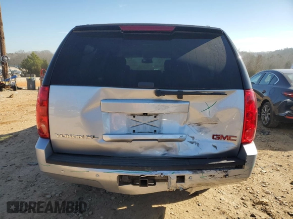 2014 GMC Yukon XL SLT with VIN 1GKS2KE74ER117737, listed as a Copart auction lot 86181784 with 170,959 mi miles and Salvage Title. Bid and sale history available at carsss.com. Image 6.