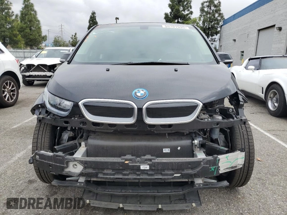 2019 BMW i3 with VIN WBY8P4C57K7E79770, listed as a Copart auction lot 55701535 with 33,344 mi miles and Salvage title. Bid and sale history available at DreamBid. Image 5.