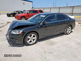 2014 Volkswagen Passat Wolfsburg Edition z VIN 1VWAT7A36EC030197, wystawiony jako Copart lot #59638335 z przebiegiem 236 622 mil mil oraz Szkoda całkowita • Salvage title. Historia ofert i sprzedaży dostępna na DreamBid. Obrazek 1.