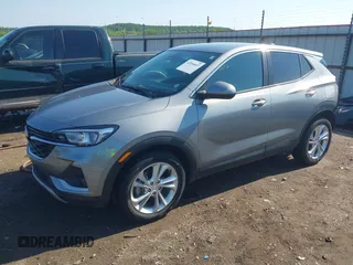 2023 Buick Encore GX Preferred с VIN KL4MMBS25PB147908, выставлен на аукционе IAAI как лот 42184637 с пробегом 15 102 миль миль и . История ставок и продаж доступна на DreamBid. Изображение 20.