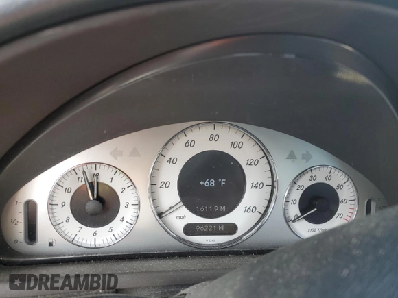 2009 Mercedes-Benz CLK-Class 3.5L with VIN WDBTK56G19T103141, listed as a Copart auction lot 73523194 with 96,221 mi miles and Salvage Title. Bid and sale history available at carsss.com. Image 9.