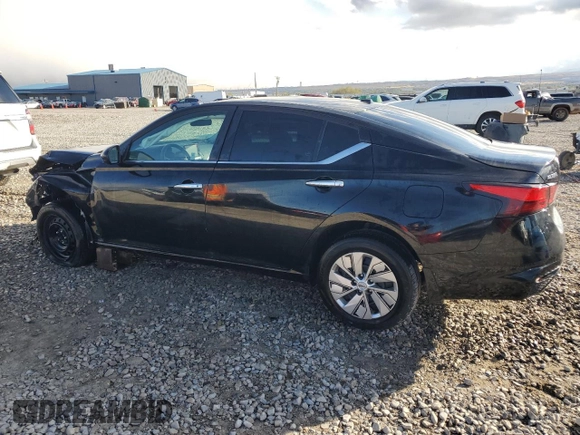 2019 Nissan Altima 2.5 S with VIN 1N4BL4BW0KN327258, listed as a Copart auction lot 78495464 with 111,813 mi miles and Salvage Title. Bid and sale history available at carsss.com. Image 2.