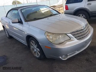 2008 Chrysler Sebring Limited with VIN 1C3LC65M88N268302, listed as a IAAI auction lot 41882886 with 122,196 mi miles. Bid and sale history available at carsss.com. Image 1.