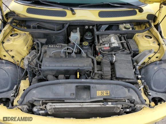 2005 MINI Cooper Hardtop with VIN WMWRC33435TJ66935, listed as a Copart auction lot 51991745 with 163,006 mi miles and Salvage Title. Bid and sale history available at carsss.com. Image 11.
