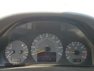 2000 Mercedes-Benz CLK 320/430 with VIN WDBLJ70G9YF144900, listed as a Copart auction lot 65674994 with 217,318 mi miles and Salvage Title. Bid and sale history available at DreamBid. Image 9.