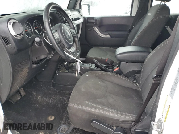 2018 Jeep Wrangler JK Unlimited Sahara with VIN 1C4HJWEG0JL923653, listed as a Copart auction lot 82151514 with 108,737 mi miles and Non Repairable. Bid and sale history available at carsss.com. Image 7.