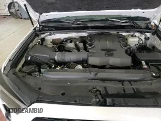 2019 Toyota 4Runner SR5 с VIN JTEBU5JR4K5669509, выставлен на аукционе Copart как лот 71021645 с пробегом 32 456 миль миль и Списание • Salvage title. История ставок и продаж доступна на DreamBid. Изображение 16.