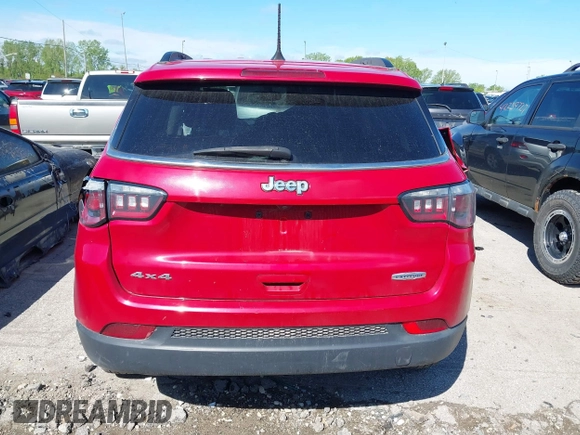 2018 Jeep Compass Latitude z VIN 3C4NJDBB6JT142740, wystawiony jako IAAI lot #42212811 z przebiegiem 81 647 mil mil oraz . Historia ofert i sprzedaży dostępna na DreamBid. Obrazek 16.