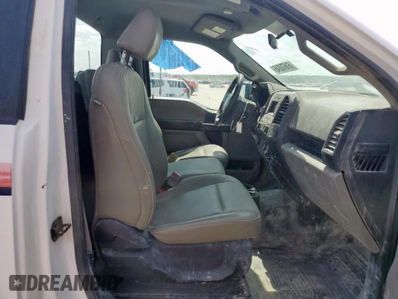 2018 Ford F-150 XL with VIN 1FTMF1CB1JKC08140, listed as a Copart auction lot 61670245 with 102,978 mi miles and Clean title. Bid and sale history available at DreamBid. Image 10.