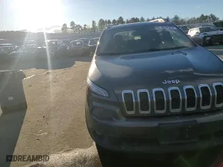 2016 Jeep Cherokee Latitude with VIN 1C4PJMCS6GW268137, listed as a Copart auction lot 46341835 with 201,251 mi miles and Salvage Title. Bid and sale history available at carsss.com. Image 12.
