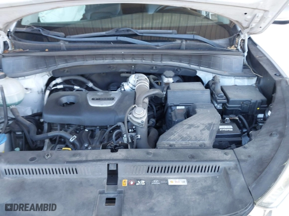 2017 Hyundai Tucson Value with VIN KM8J33A27HU418441, listed as a IAAI auction lot 41812422 with 111,406 mi miles. Bid and sale history available at carsss.com. Image 10.