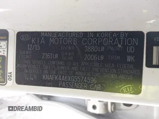 2016 Kia Forte LX with VIN KNAFK4A6XG5574596, listed as a IAAI auction lot 41641410 with 98,898 mi miles. Bid and sale history available at carsss.com. Image 9.