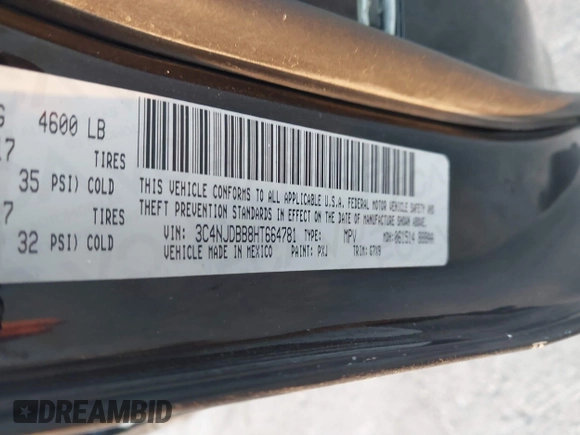 2017 Jeep Compass Latitude with VIN 3C4NJDBB8HT664781, listed as a IAAI auction lot 40670412 with 125,593 mi miles. Bid and sale history available at carsss.com. Image 9.